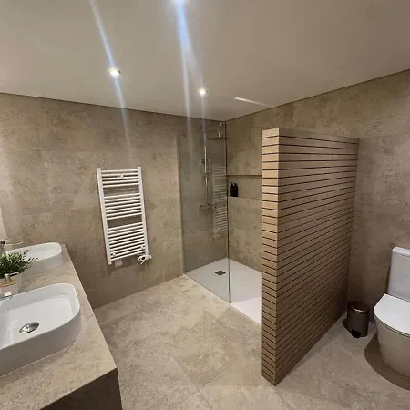 6 / Piscine 20mn Porto * Medas